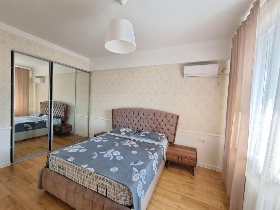 Grand Excelent New Ultra Central Apartments キシナウ エクステリア 写真